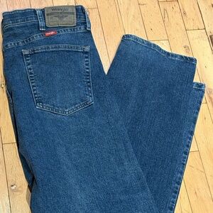 Wrangler Men's Classic Indigo Straight Jeans